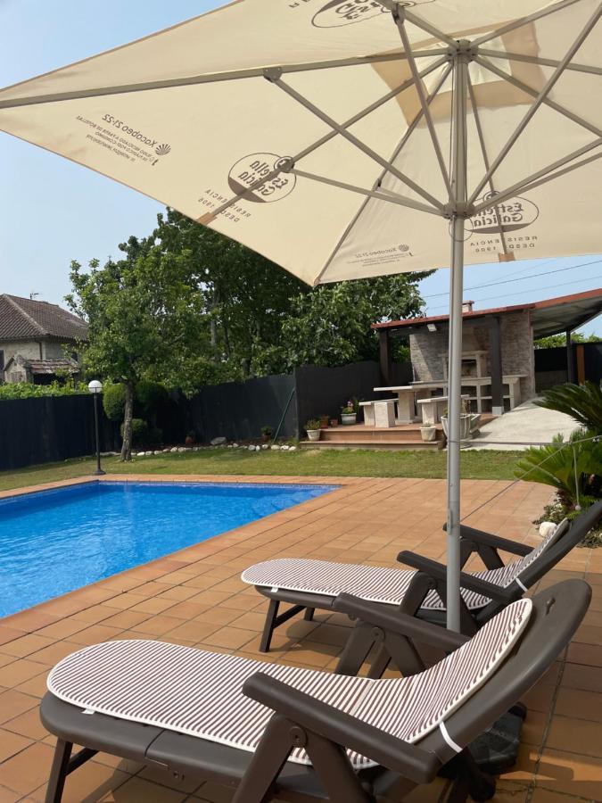 Chalet Casa Con Piscina En Arbo Vigo Exterior foto